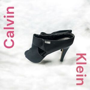 Calvin Klein Leather 4” Stiletto Heels w/ Ankle Strap l Silver Hardware 7.5 GUC